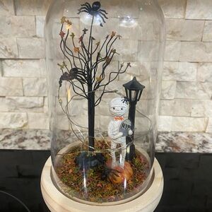 Halloween Mummy Dome with Tree and Spider